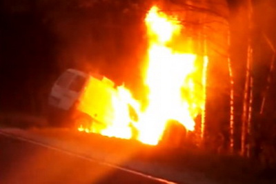 В Касимовском районе загорелся микроавтобус